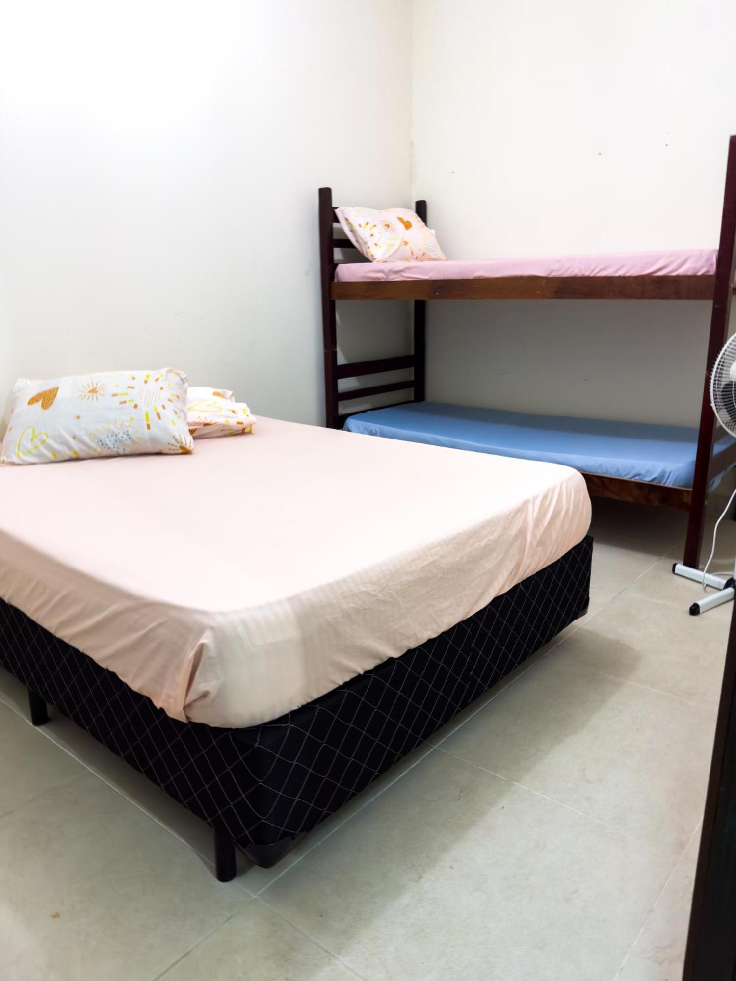 Hostel Familia Castor Ітанняен Екстер'єр фото